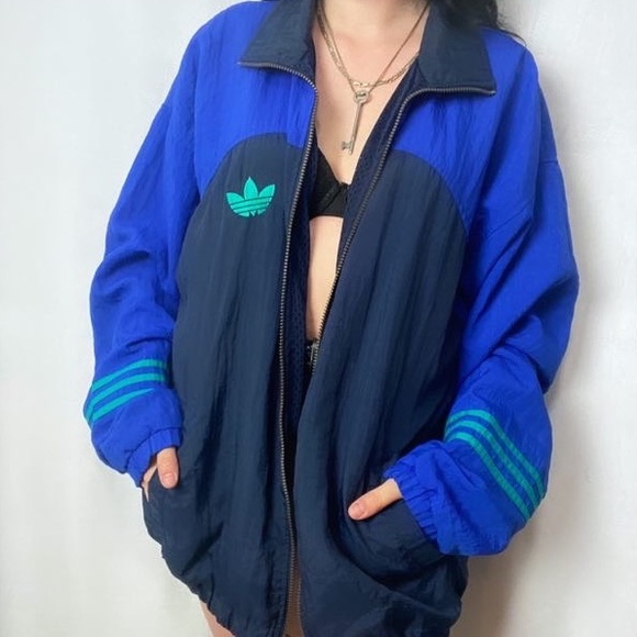 SOLD VTG ADIDAS EMBROIDERED MESH WINDBREAKER - Picture 2 of 9